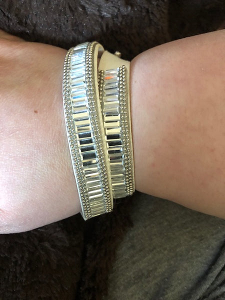 Paparazzi Bracelet - True Glitz - White Urban Wrap