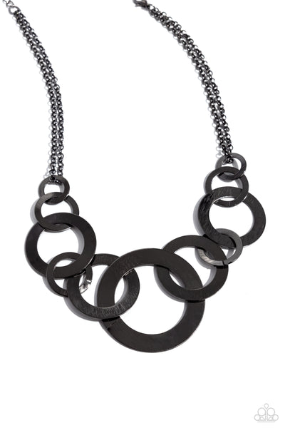 Paparazzi Necklace - Uptown Links - Black