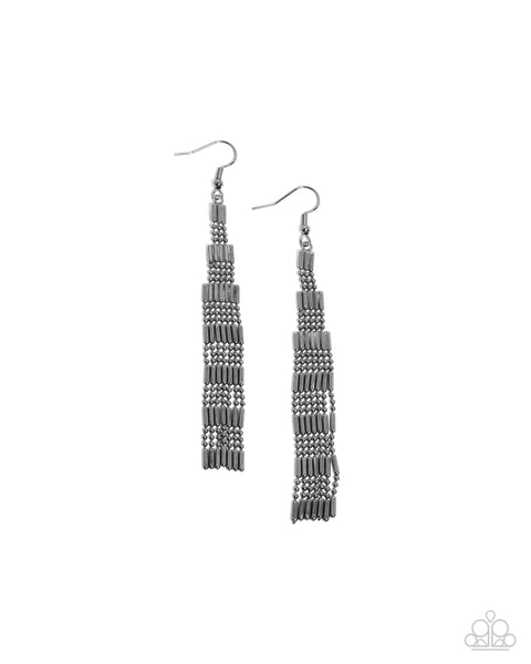 Paparazzi Earring - Empire State Etiquette - Black