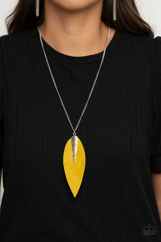Paparazzi Necklace - Quill Quest - Yellow