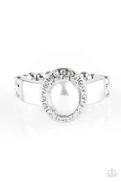 Paparazzi Ring - Upper Uptown - White