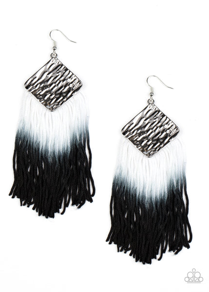 Paparazzi Earring - DIP The Scales - Black
