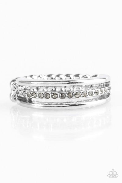 Paparazzi Ring - Center Court - Silver