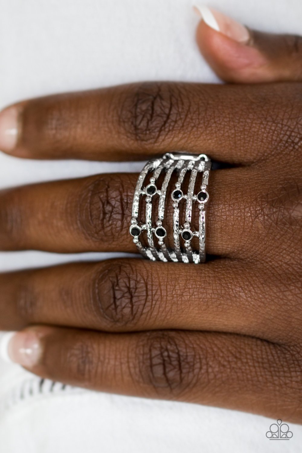 Paparazzi Ring - Scale Up - Black