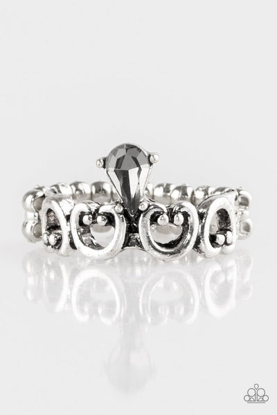 Paparazzi Ring - Twinkling Tiaras - Silver