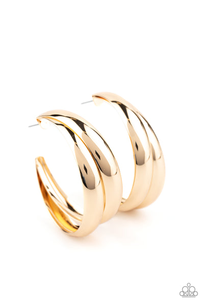 Paparazzi Earring - Colossal Curves - Gold Hoop