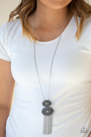 Paparazzi Necklace - Sun Goddess - Silver