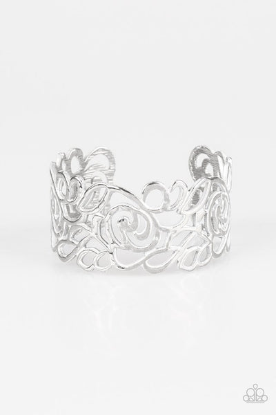 Paparazzi Bracelet - Victorian Garden - White