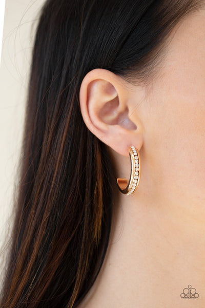 Paparazzi Earring - 5th Avenue Fashionista - Gold