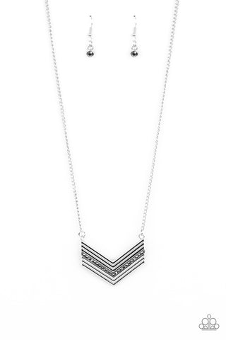 Paparazzi Necklace - Armed And Fabulous - Silver