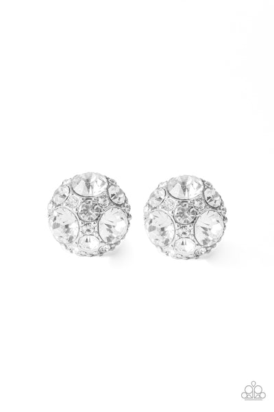 Paparazzi Earring - Diamond Daze - White