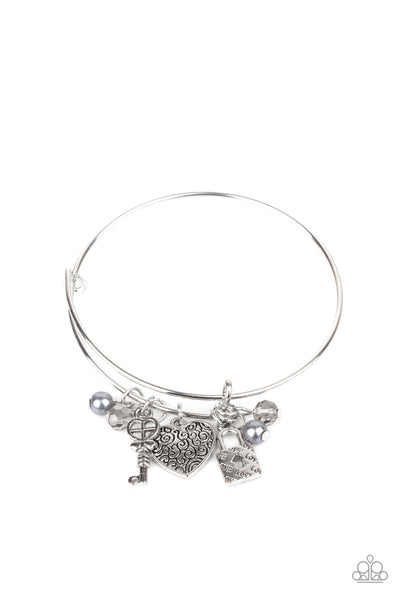 Paparazzi Bracelet - Here Comes Cupid - Silver