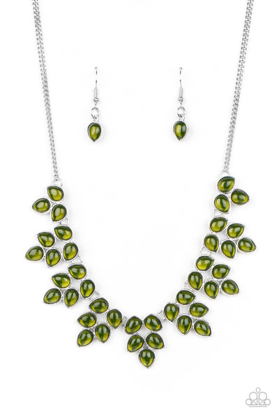 Paparazzi Necklace - Hidden Eden - Green