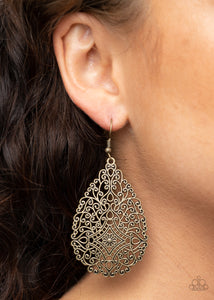 Paparazzi Earring - Napa Valley Vintage - Brass