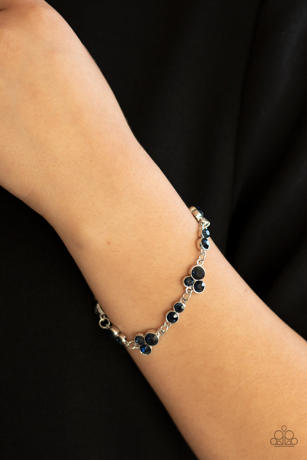 Paparazzi Bracelet - Social GLISTENING - Blue