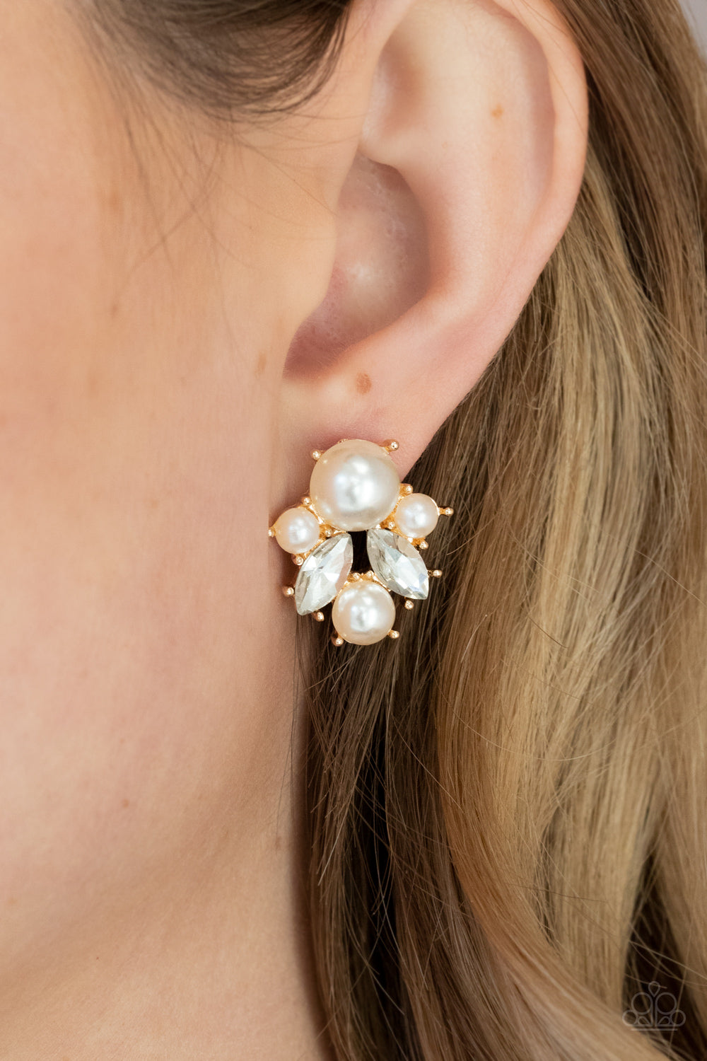 Paparazzi Earring - Royal Reverie - Gold