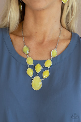 Paparazzi Necklace - Opulently Oracle - Yellow