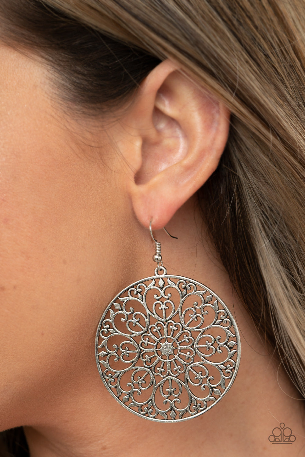 Paparazzi Earring - Make A MANDALA Out Of You - Silver