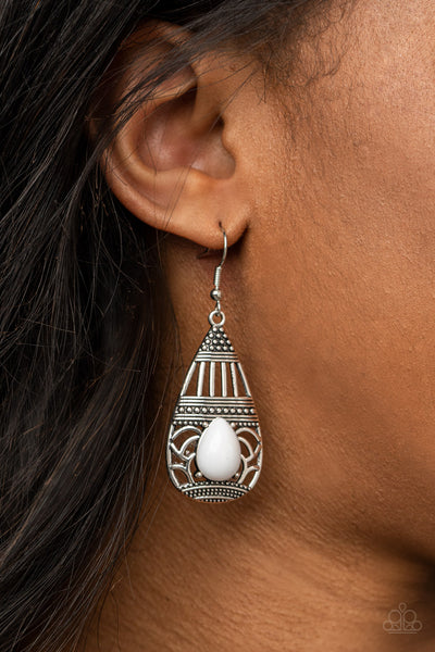 Paparazzi Earring - Eastern Essence - White