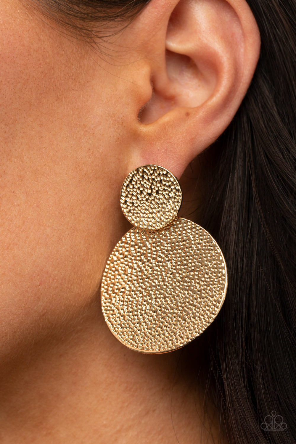 Paparazzi Earring - Refined Relic - Gold