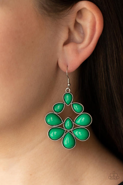 Paparazzi Earring - In Crowd Couture - Green