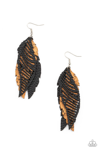 Paparazzi Earring - WINGING Off The Hook - Black