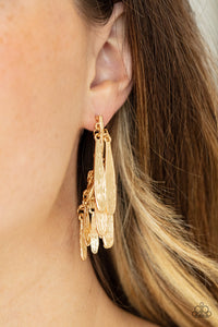 Paparazzi Earring - Pursuing The Plumes - Gold