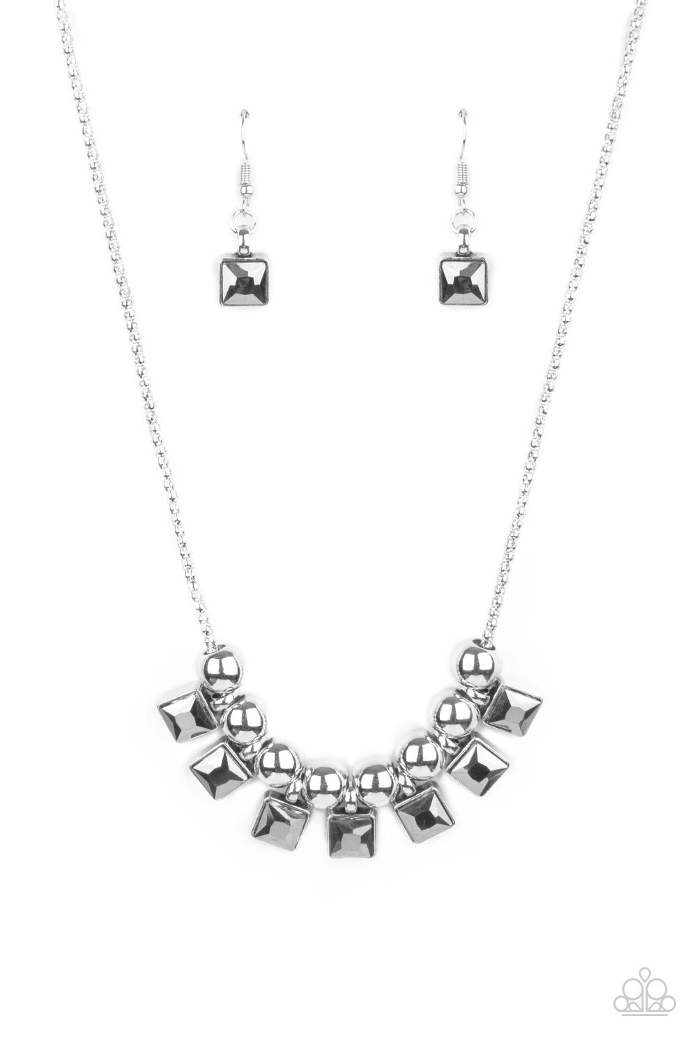 Paparazzi Necklace - Graciously Audacious - Silver