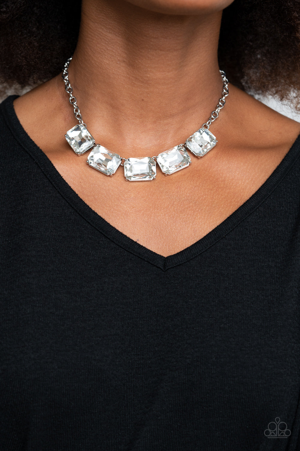 Paparazzi Necklace - Deep Freeze Diva - White