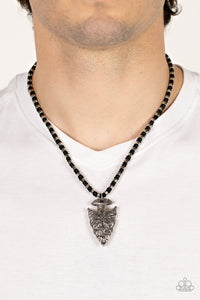 Paparazzi Necklace - Get Your ARROWHEAD in the Game - Black
