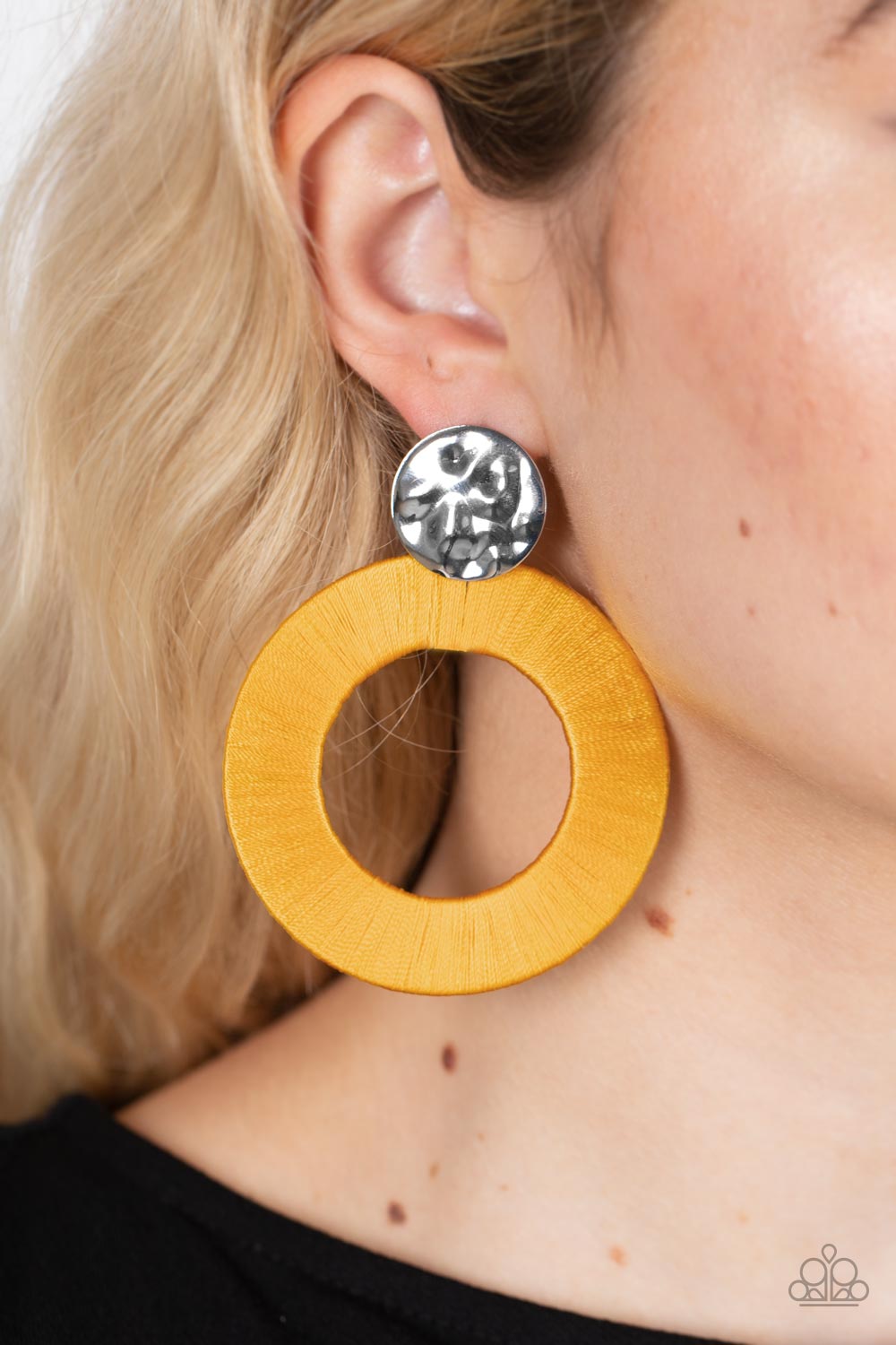 Paparazzi Earring - Strategically Sassy - Yellow