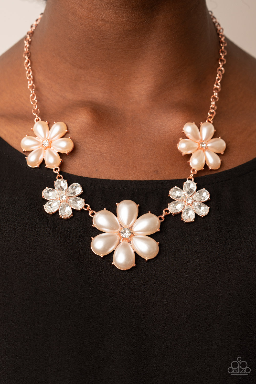 Paparazzi Necklace - Fiercely Flowering - Copper