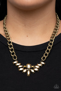 Paparazzi Necklace - Come at Me - Brass