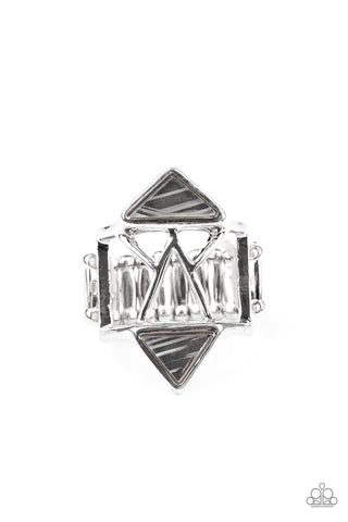 Paparazzi Ring - Making Me Edgy - Silver