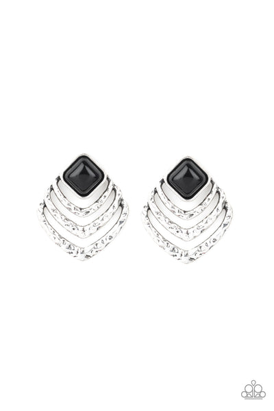 Paparazzi Earring - Rebel Ripple - Black Post