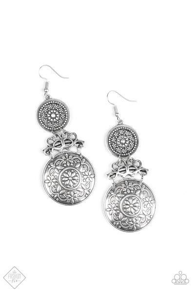 Paparazzi Earring - Garden Adventure - Silver