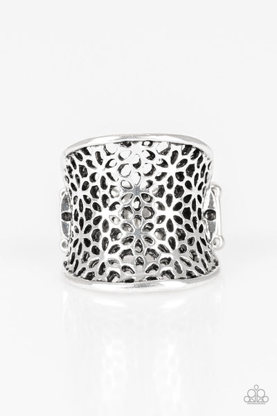 Paparazzi Ring - Garden Safari - Silver