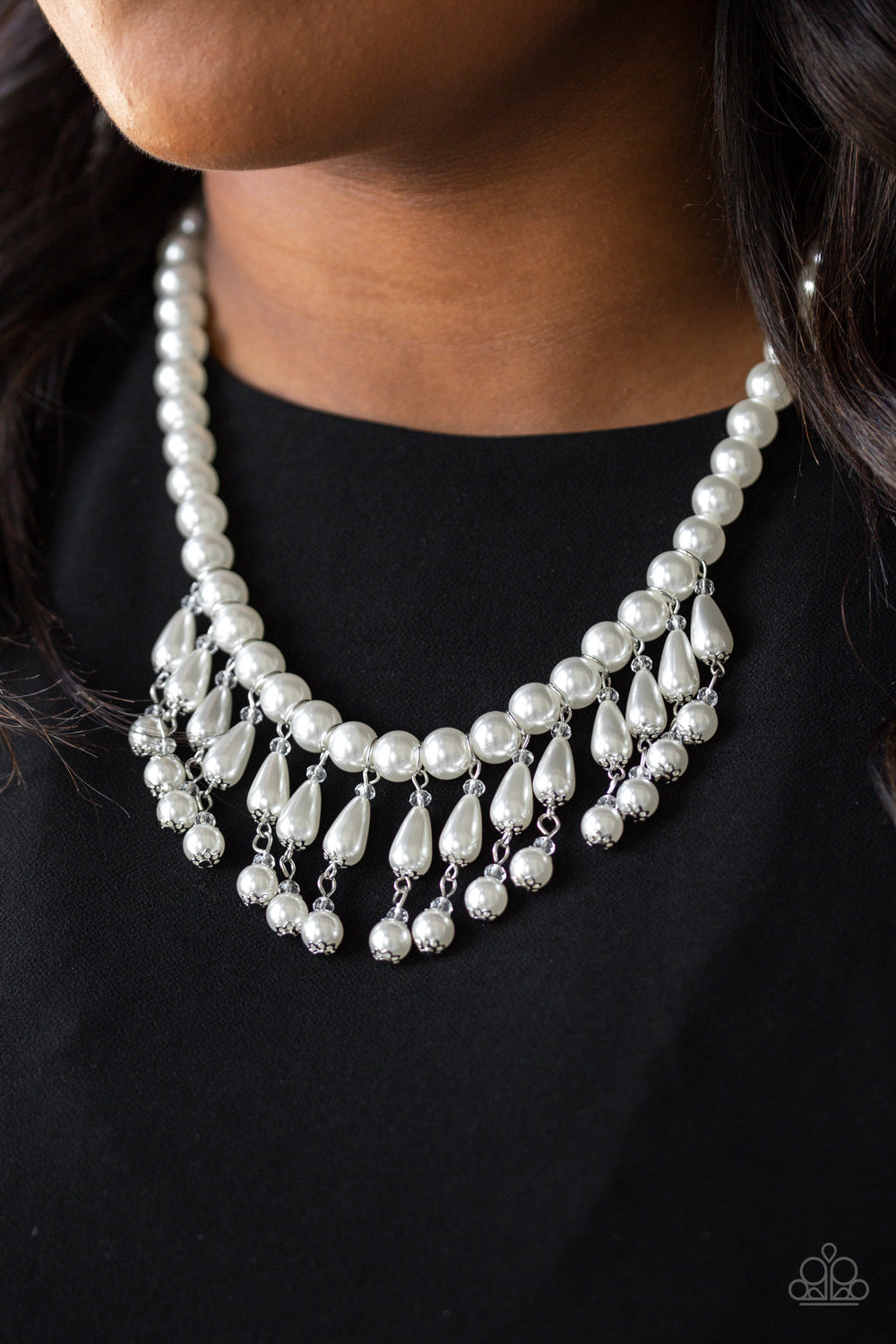 Paparazzi Necklace - Miss Majestic - White