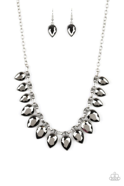 Paparazzi Necklace - Fearless Is More - Silver