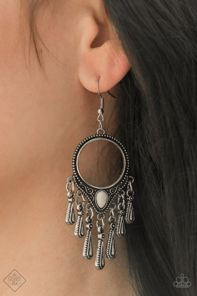 Simply Santa Fe Fashion Fix Necklace/Earring Set - White