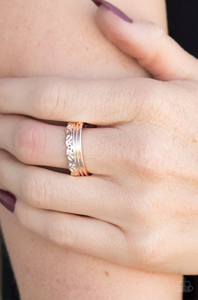 Paparazzi Ring - Seeing Is BeLEAFing - Rose Gold