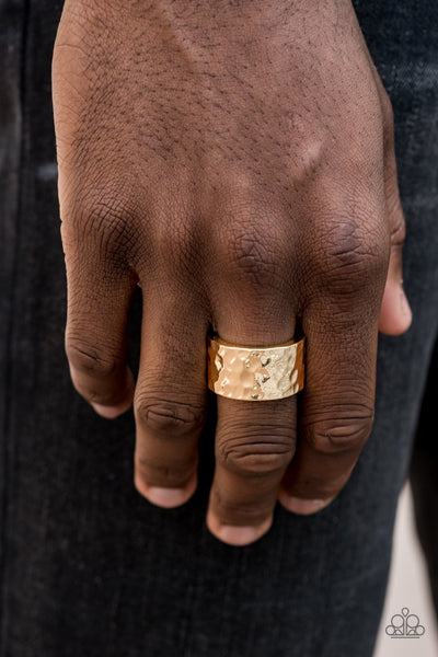 Paparazzi Ring - Self-Made Man - Gold Urban