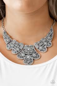 Paparazzi Necklace - Mess With The Bull - Silver
