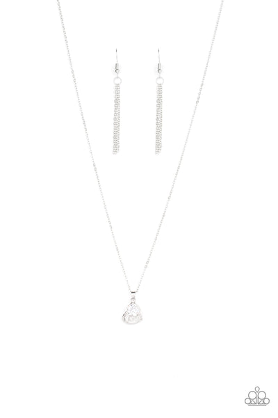 Paparazzi Necklace - Turn On The Charm - White
