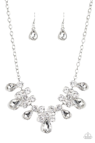 Paparazzi Necklace - Debutante Drama - White