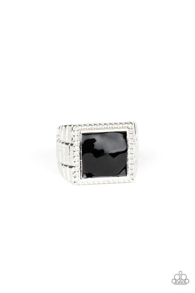 Paparazzi Ring - The Titan - Black Urban