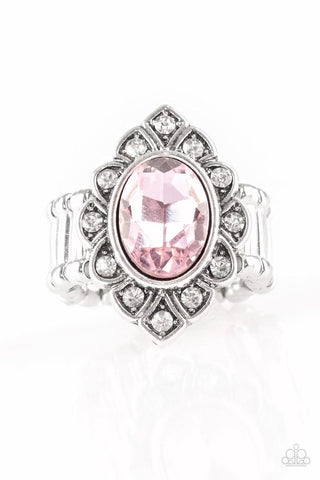 Paparazzi Ring - Power Behind The Throne - Pink