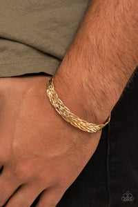 Paparazzi Bracelet - Magnetic Maven - Gold Urban
