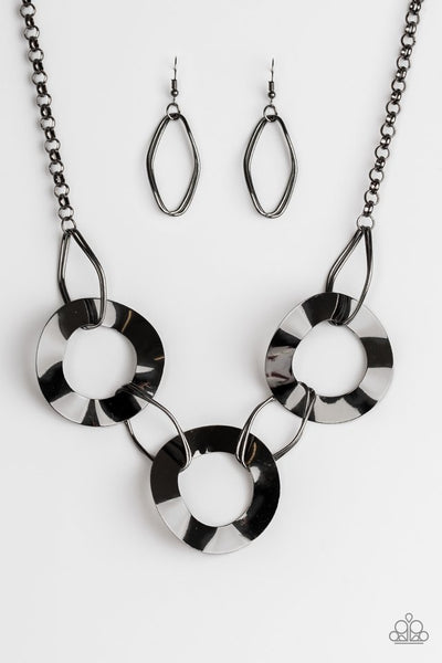 Paparazzi Necklace - Modern Mechanics - Black