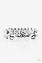 Paparazzi Ring - Serenely Summer - Silver